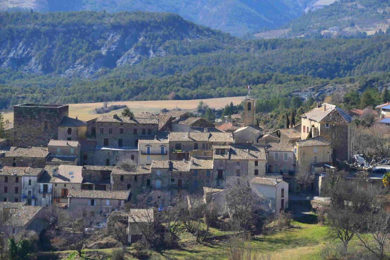 Chateau De Rosans Exterior photo