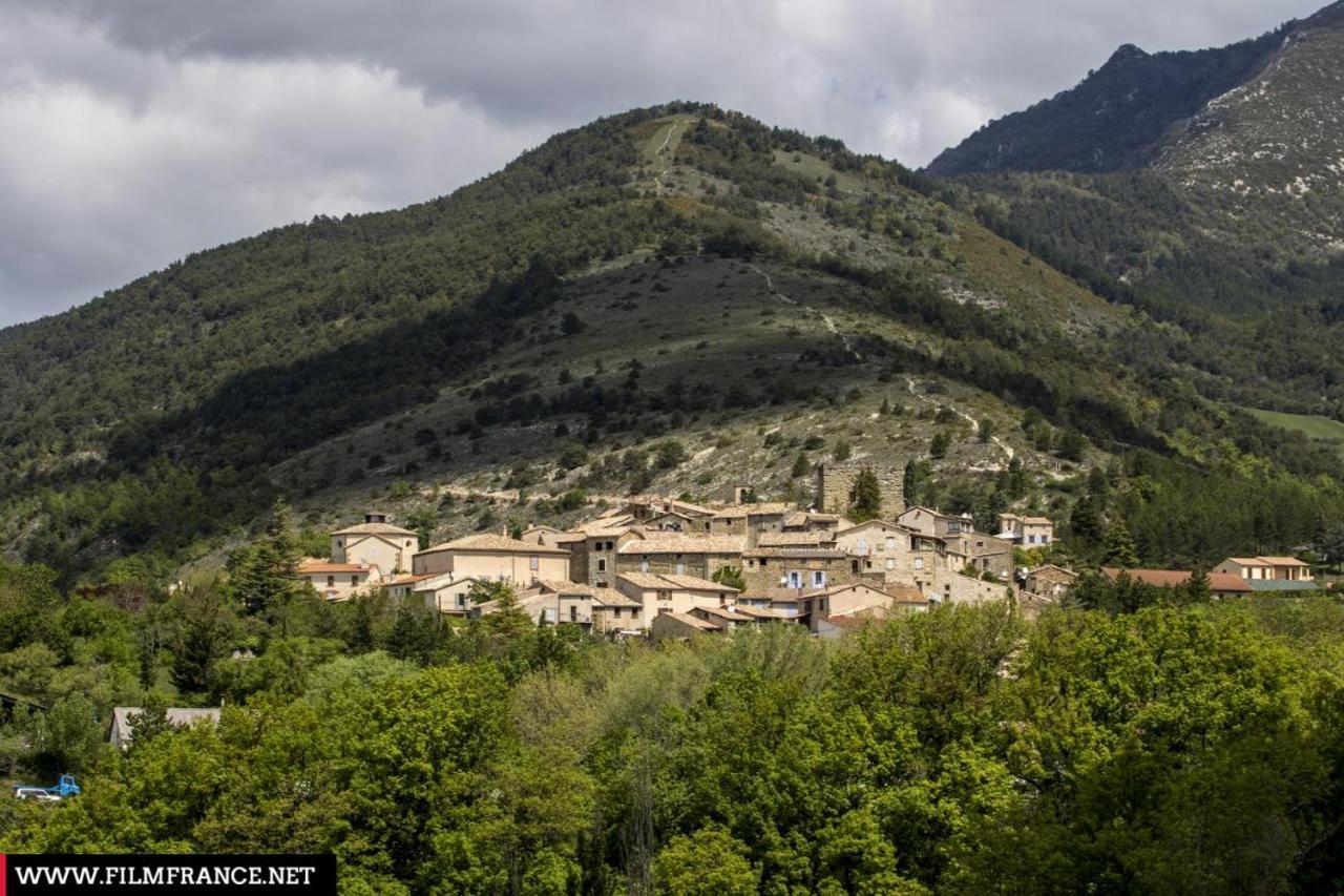 Chateau De Rosans Exterior photo